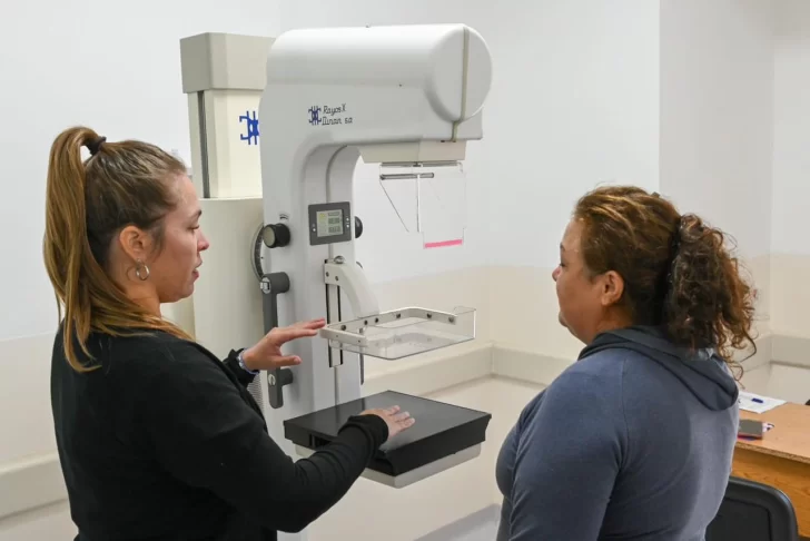 Controles ginecológicos y mamografías gratuitas para personas mayores de 40 años en Monje