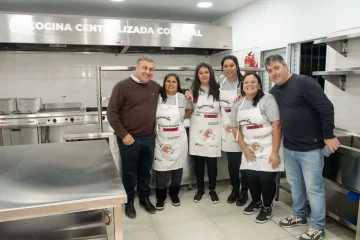 Timbúes homenajeó a Chichina Gattari con una cocina centralizada que asiste a más de 200 vecinos