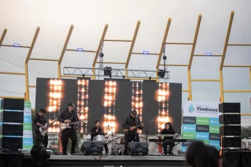 FIORENZA-INAUGURO-EL-NUEVO-PARQUE-COMUNAL-DE-TIMBUES-Este-sabado_-el-Presidente-Comunal-de-Timbues_-1-728x486