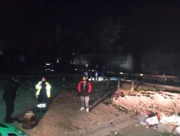 Un trabajador resultó herido al quedar atrapado entre vagones en Puerto San Martín