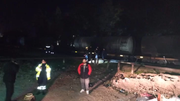 Un trabajador resultó herido al quedar atrapado entre vagones en Puerto San Martín