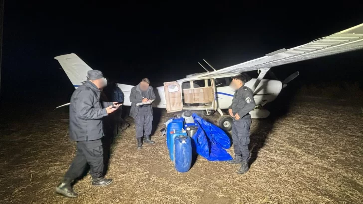 Aterrizaje clandestino en Diaz: Las fuerzas buscan droga tras capturar a los tripulantes