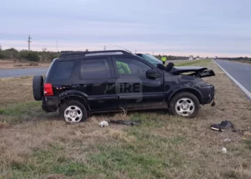 Accidente sin heridos en Desvío Arijón: Un auto volcó en la autopista