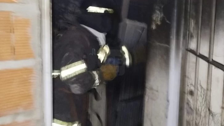 San Lorenzo: En estado de ebriedad, prendió fuego su casa y terminó detenido