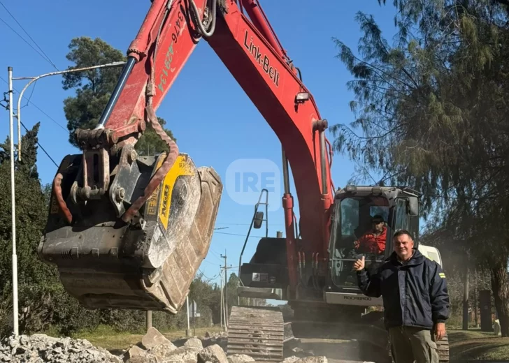 Viene a pleno: Comenzó la repavimentación del camino al cementerio en Oliveros