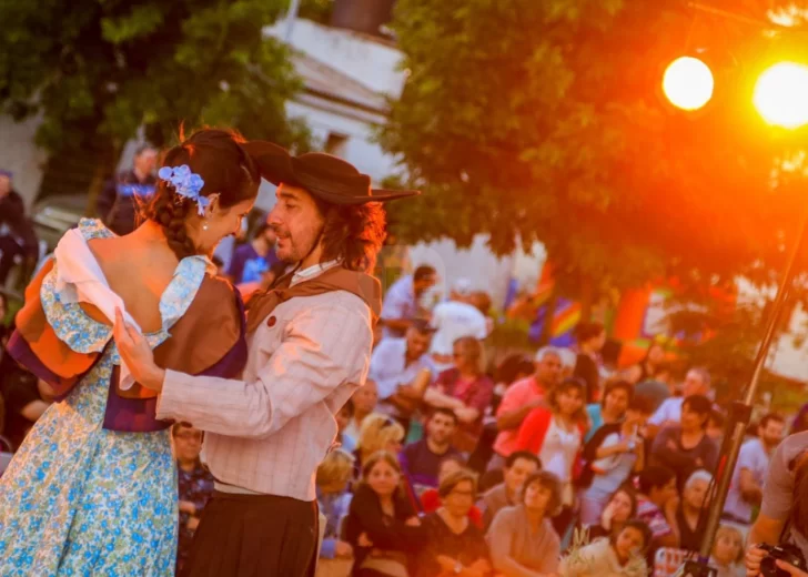 Este sábado, Puerto se viste de tradición en una nueva peña