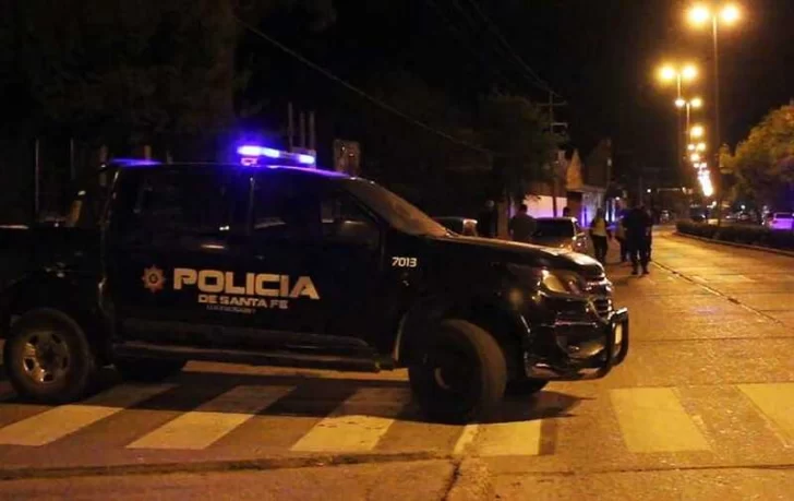 Ataque a tiros en Granadero Baigorria: Dos jóvenes fueron heridos, uno está en estado crítico
