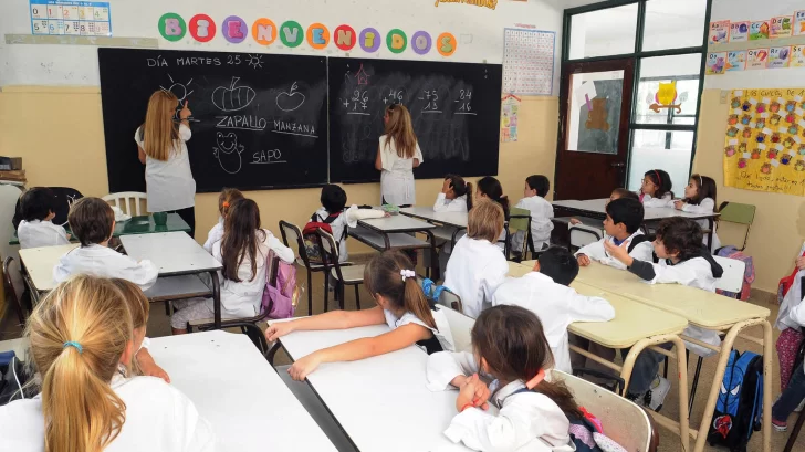 Más de 51 mil docentes directivos, secretarios y preceptores cobrarán el incentivo mensual de Asistencia Perfecta correspondiente a junio