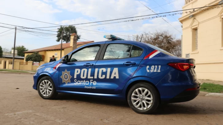 Un auto y una moto protagonizan choque en Puerto: Dos personas heridas
