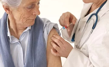 Avanza la campaña de vacunación antigripal para adultos mayores en Timbúes