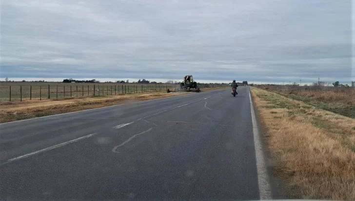 Vialidad Nacional continúa el corte de pasto con dos frentes en la ruta nacional 11