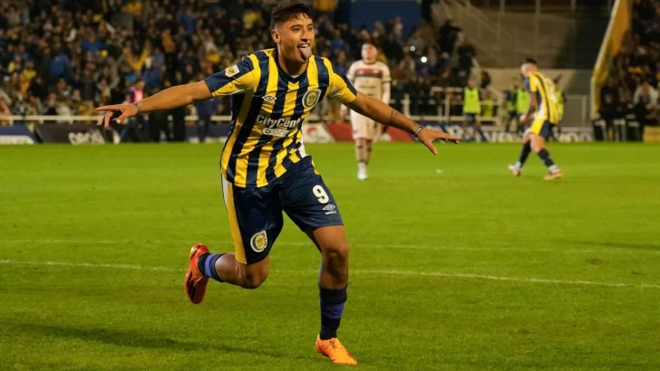 Es oficial: Véliz es nuevo refuerzo de Rosario Central