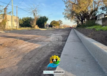 Avanza el Programa de Obras Urbanas en Barrancas con más cordón cuneta