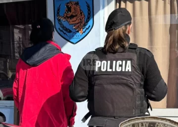 Una mujer de Rosario fue detenida en Coronda por una orden judicial vinculada a narcotráfico