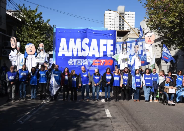 “No aceptamos más ajustes en la salud”: fuerte protesta de AMSAFE en IAPOS