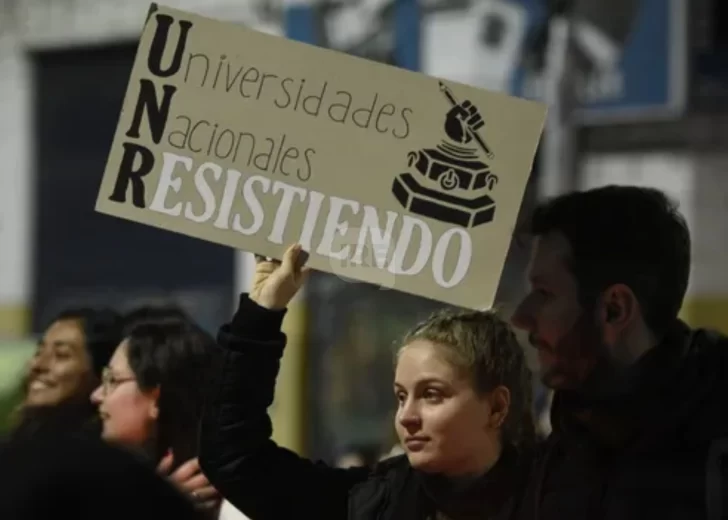 Docentes de la UNR encabezan un nuevo paro de 48 horas esta semana
