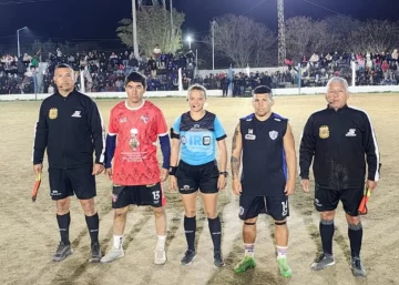 Histórico: Camila Rode se convirtió en la primera mujer en dirigir la final del torneo de Los Juries