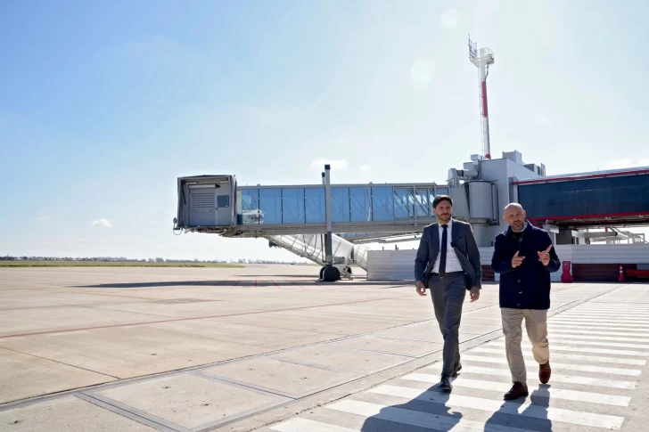 Provincia financiará el reacondicionamiento de la pista del Aeropuerto Internacional de Rosario