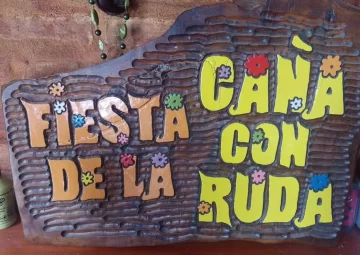 Gaboto celebra la identidad con la fiesta de la caña con ruda y un locro solidario