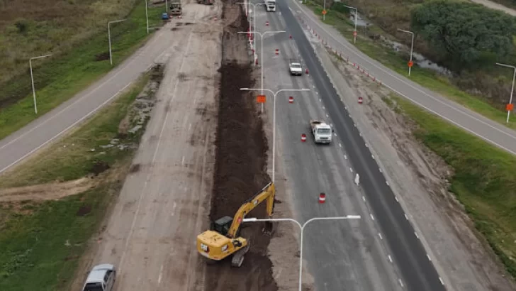 Desde el 7 de agosto, habrá nuevos desvíos para camiones en la autopista Rosario-Santa Fe por obras