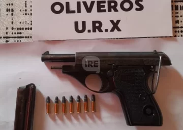 Denuncia vecinal en Oliveros terminó con un arma secuestrada y un hombre aprehendido