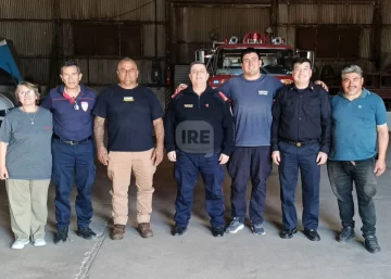 Bomberos de Maciel buscan mejorar su respuesta operativa y recibieron visitas provinciales