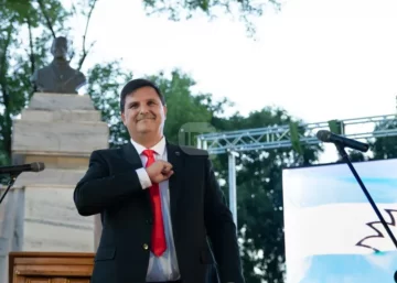 Daniel Escalante pidió licencia de 30 días para someterse a cirugía tras un episodio cardiovascular