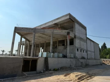 Avanza a paso firme la obra del nuevo complejo cinematográfico en Puerto San Martín