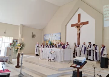Despidieron al Padre Guillermo Exner con una misa cargada de emoción