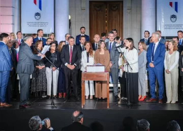 Silvana Di Stefano: “Hoy Santa Fe escribe una página fundamental en su historia institucional”