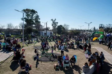 Timbúes celebra la primavera y el Día del Estudiante con feria y música en vivo