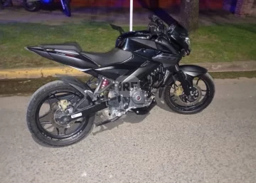 Accidente en San Genaro: Una adolescente se cayó en moto y fue trasladada al Samco