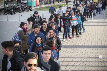 Argentina registró un 7,6% de desocupación con más de 1,7 millones de personas sin empleo