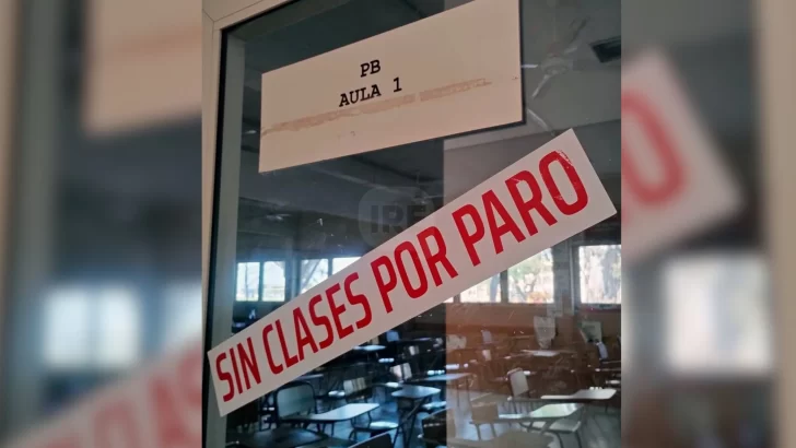 Docentes de la UNR inician un nuevo paro de 48 horas