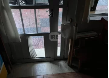 Delincuentes aprovecharon la tormenta e ingresaron a un maxi kiosco de Barrancas