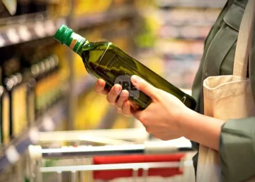 Control sanitario: La Anmat prohibió la venta de dos aceites de oliva por irregularidades