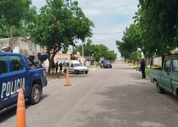 Siniestro vial en San Genaro: Un motociclista debió ser trasladado al SAMCo local Siniestro vial en San Genaro: Un motociclista debió ser trasladado al SAMCo local