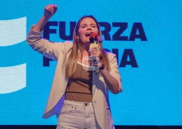 Caren Tepp: “Fuerza Patria propone una política desde la gente y para la gente”