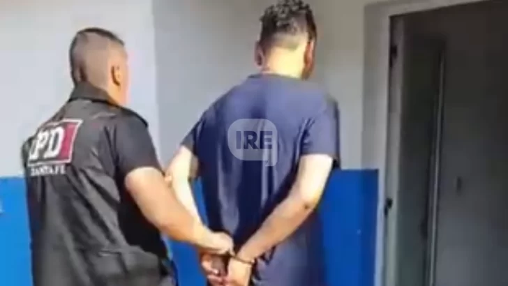 Lo buscaban por abuso y lo hallaron con su pareja golpeada y retenida en su casa de Baigorria