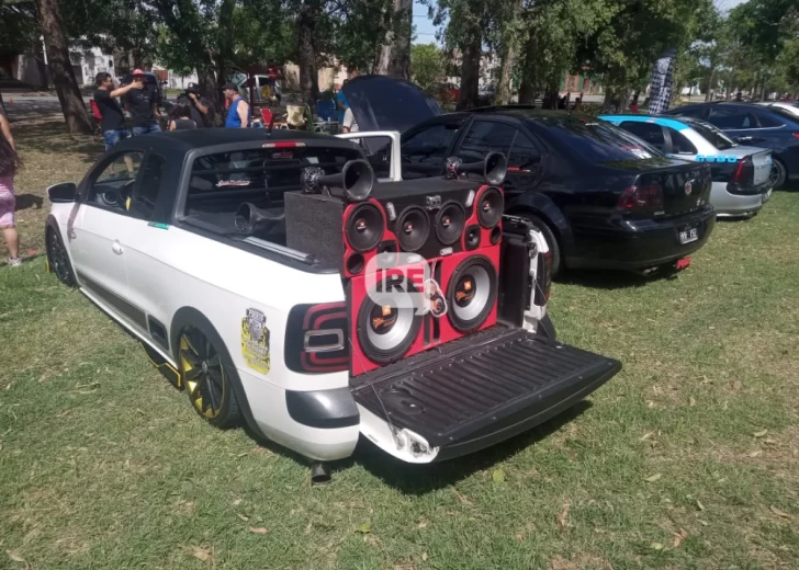 El rugido de los motores vuelve al predio del Ferrocarril de Monje en una jornada solidaria El rugido de los motores vuelve al predio del Ferrocarril de Monje en una jornada solidaria