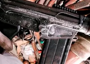 Hallaron un FAL argentino en poder del Comando Vermelho en Brasil: Sospechan fue robado en Fray Luis Beltrán