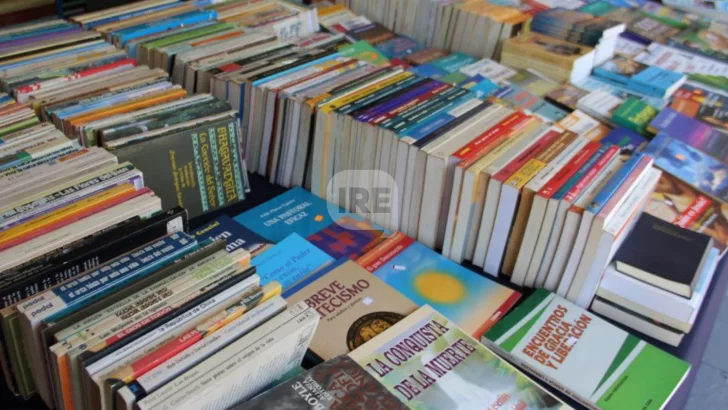 Timbúes se sumerge en la lectura con una feria dedicada al agua y al ambiente
