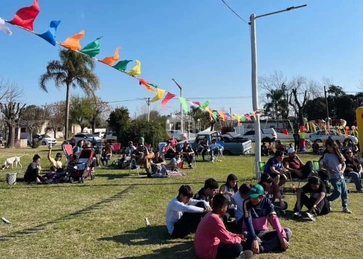Se viene la Gran Feria de Emprendedores con música y propuestas locales en Carrizales Se viene la Gran Feria de Emprendedores con música y propuestas locales en Carrizales