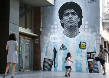 Feliz cumpleaños, Diego: El hombre que hizo eterno al fútbol