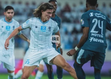 Orgullo sanlorencino: Mateo Borrell debutó profesionalmente en el fútbol saudí