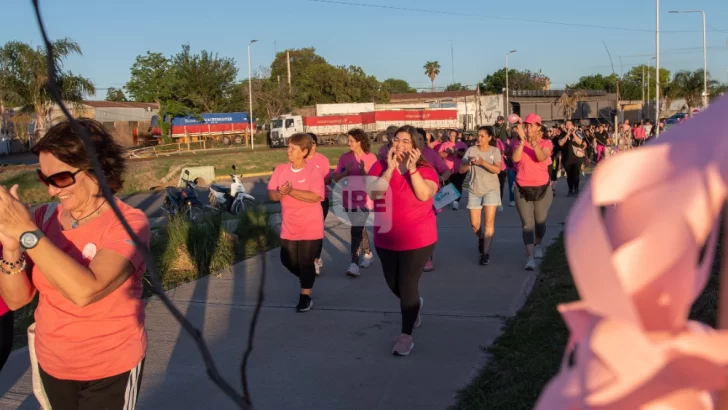 El rosa copó Timbúes en una jornada por la prevención del cáncer de mama