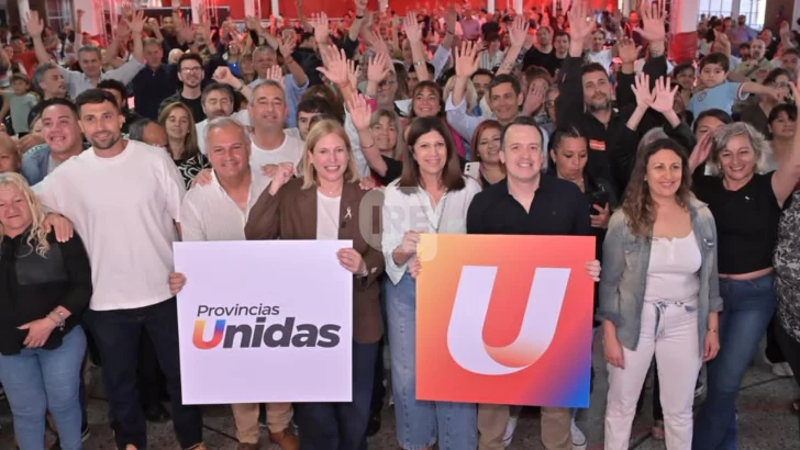 El socialismo pidió el voto por Provincias Unidas: “Es la única garantía de que el fracaso de Milei no nos arrastre al pasado”