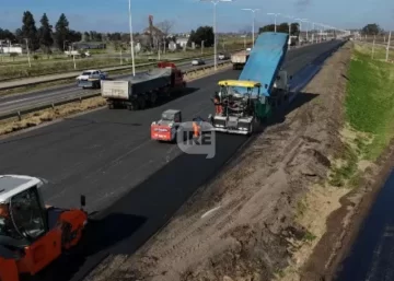 Fin de semana complicado en la autopista Rosario–Santa Fe: Caos y demoras por las obras
