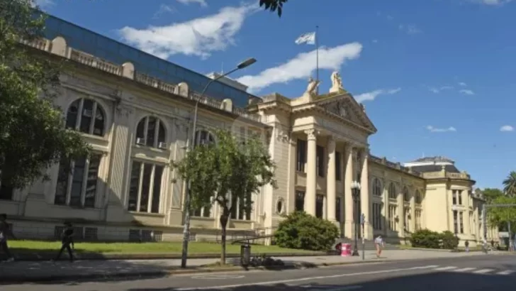 La UNR fue reconocida como la cuarta mejor universidad pública del país
