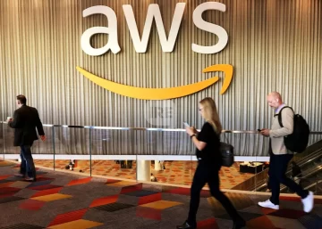 Caída mundial de Amazon Web Services afecta a redes, bancos y plataformas digitales